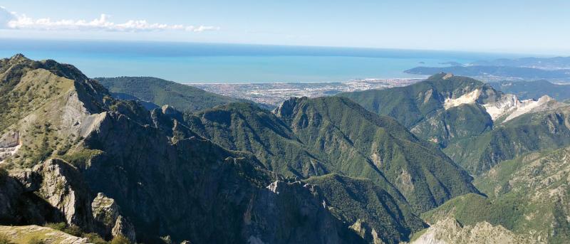 Tra Lunigiana e Garfagnana. Itinerari storici lungo gli antichi confini